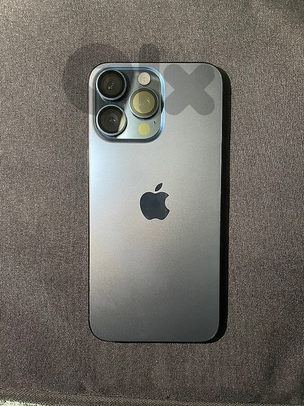 iphone 15 pro max used like new