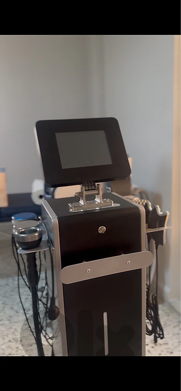 PROFESSIONAL CAVITATION MACHINE