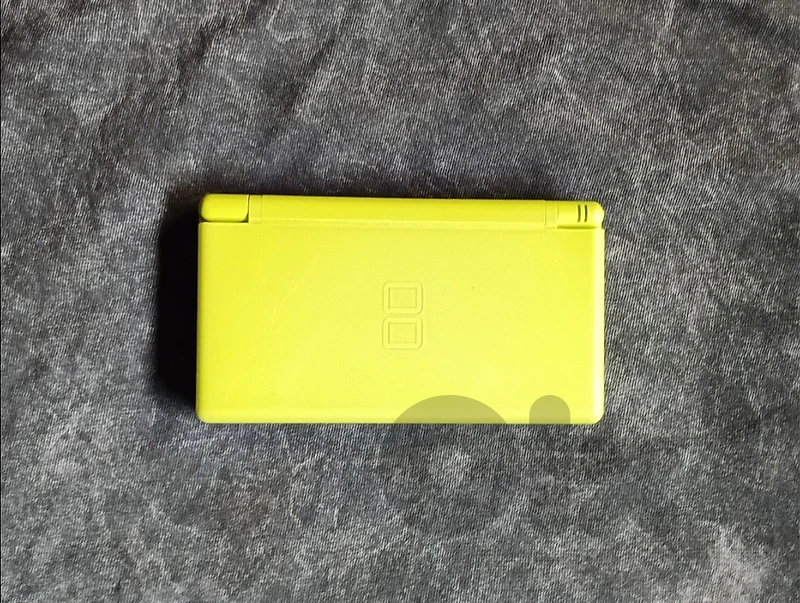 Nintendo  Ds lite yellow