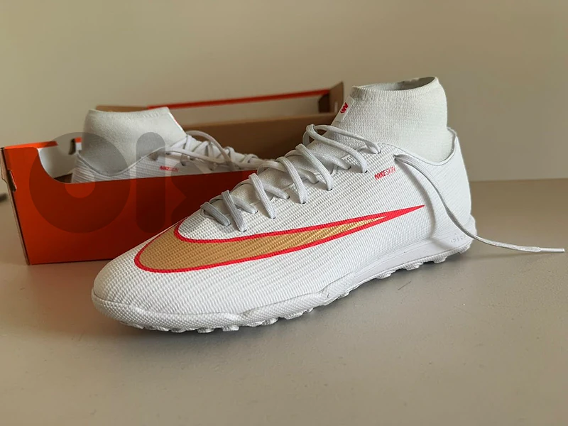 Nike Mercurial Superfly 11 (Football Turf Shoes)