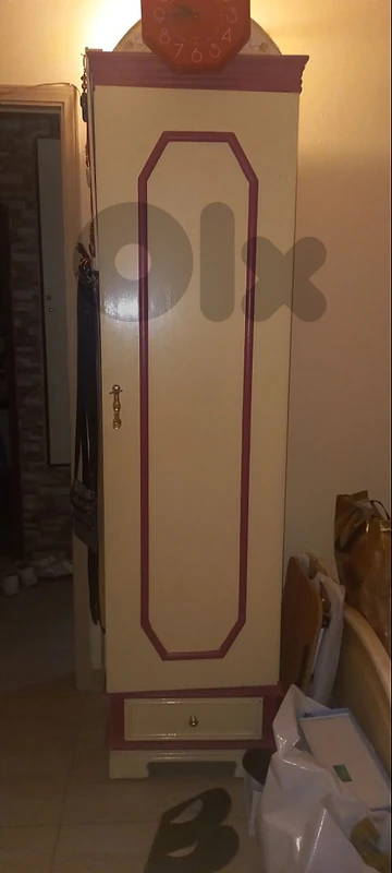 Bedroom closet for sale 60$