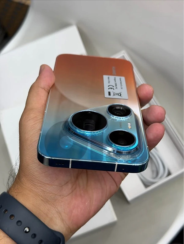 Huawei Pura 90S Pro Max ( 512 Gb / 12 )  Orange Ocean  Edition