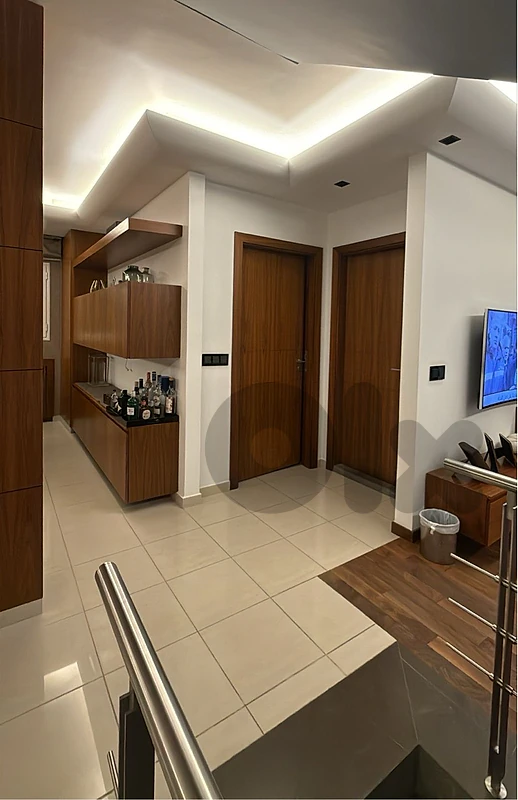 Dining Room Bahut
