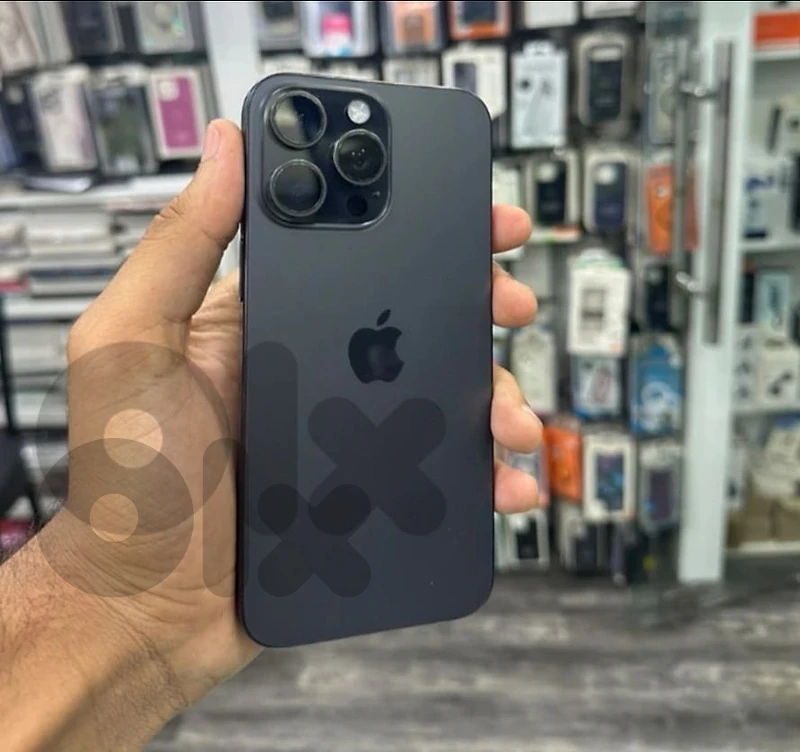15 pro max apple