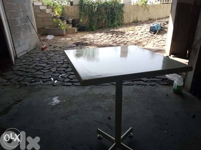 High table + bar stools 5