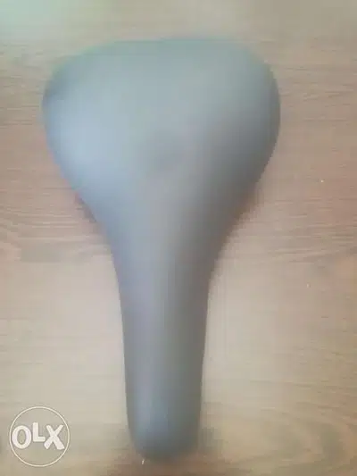 2 original bike seats black leather tnjid jdid