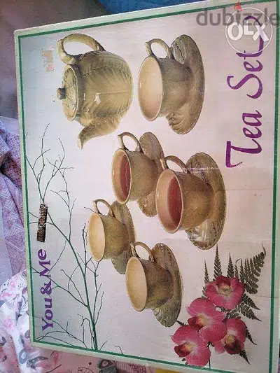 Hand painted tea set. Made in japan. Jug and 6 cup sets