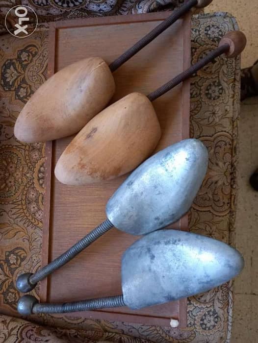 Rare antique Shoes Moulds 0