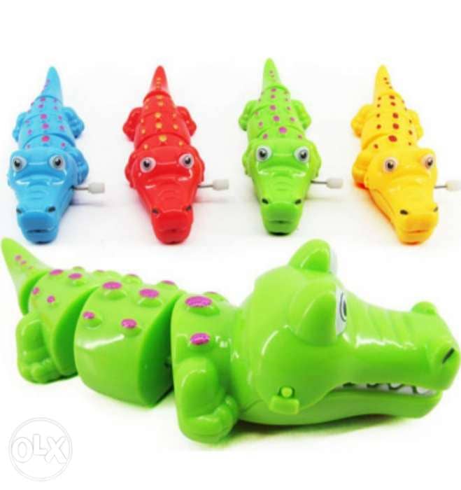 Fast cute crawling crocodile and mouse 0