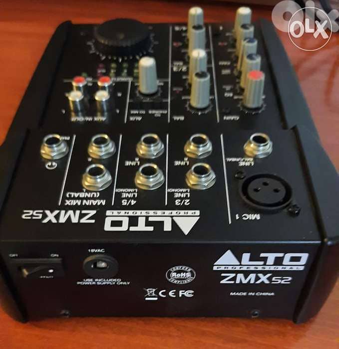 Alto ZMX52 mixer mixing console 1