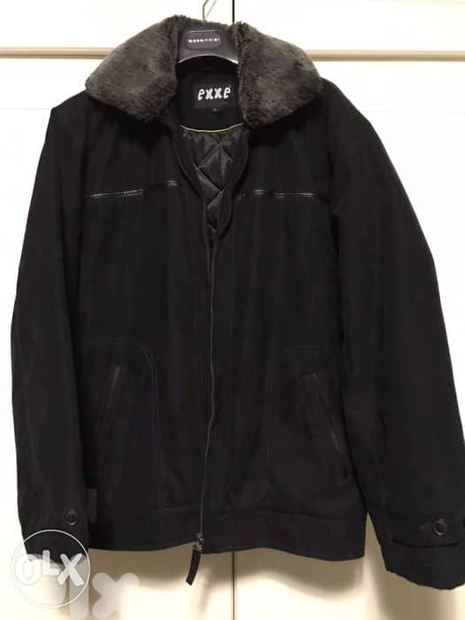 man jacket dain black size L / XL , col fourrure w btenchel 0