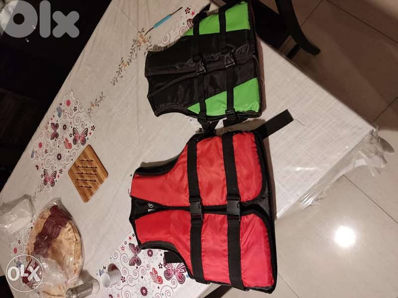Life jackets 0