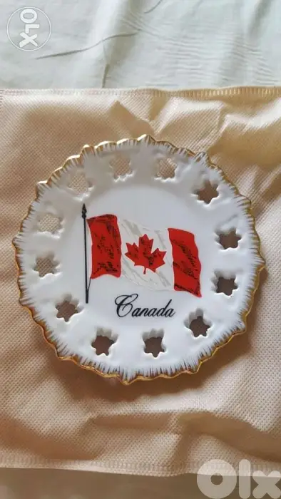 Canadian souvenir plate 11 cm