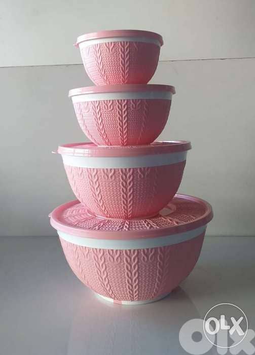 Elegant Ratin tapperwer set 4 pieces 10$ 1