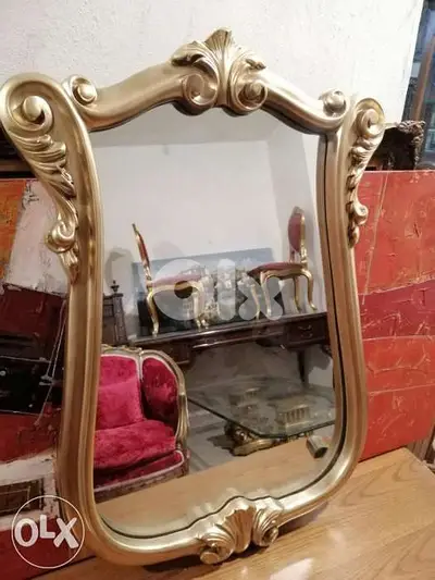 مراية ناعمة جدا إيطالية الصنع قياس ١٠٠ بي ٧٠ سم mirror