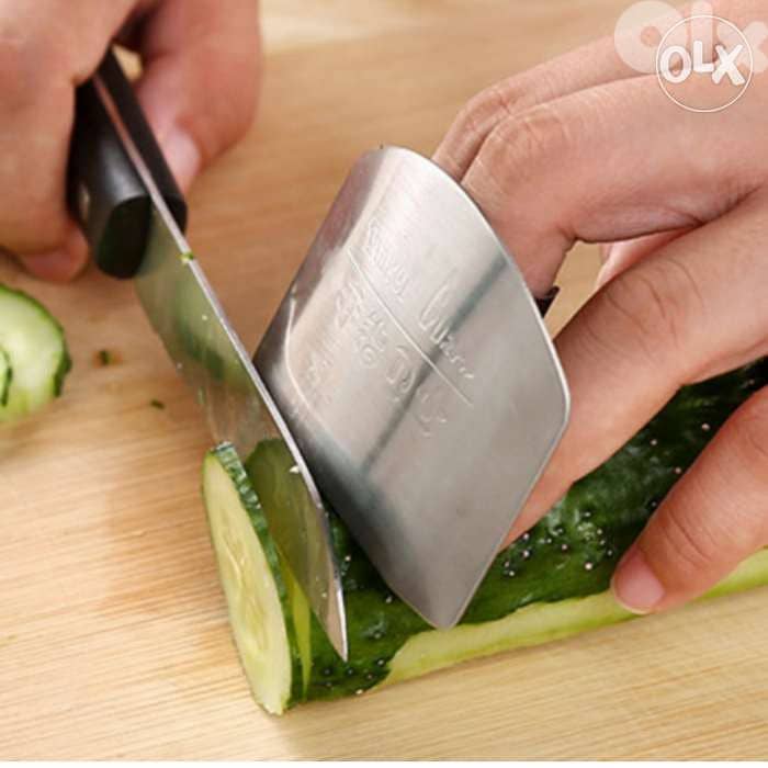 Amazing safety tool for fast and safe chopping 3$ 4