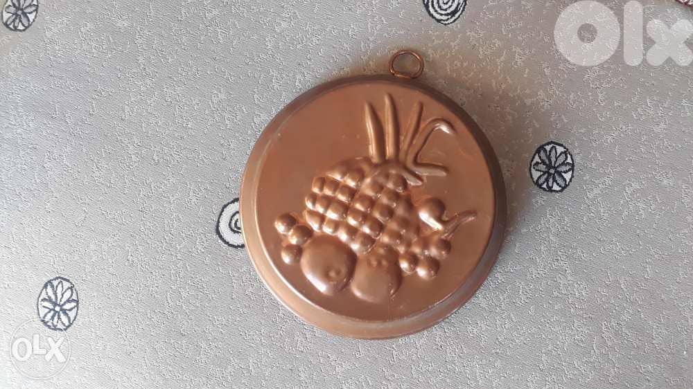 Antique 0