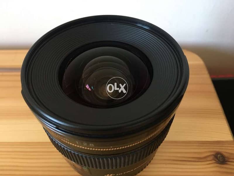 Canon EF 20 f/2.8 USM 1