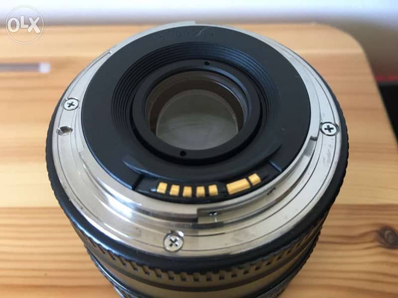 Canon EF 20 f/2.8 USM 2