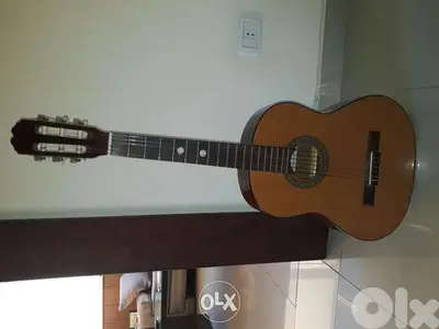 Admira Guitar