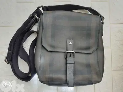 Original burberry cross bag