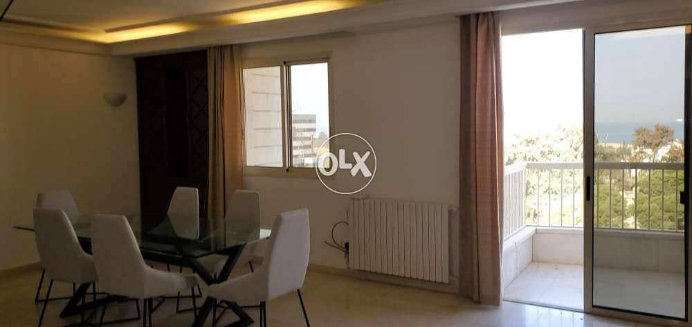 Three bedrooms furnished apartment with indoor parking 0