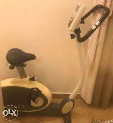 Tunturi Go 70 Upright Exercise Bike (دراجة رياضية كهربائية منزلية)