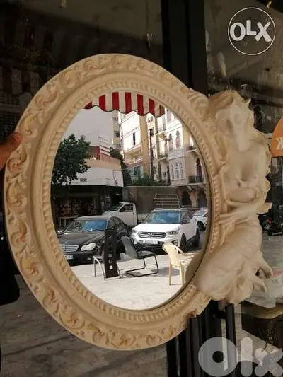مراية في غاية الروعة والجمال شغل فني سوبر رائع جدا قياس ٨٠ بي ٧٠ سم