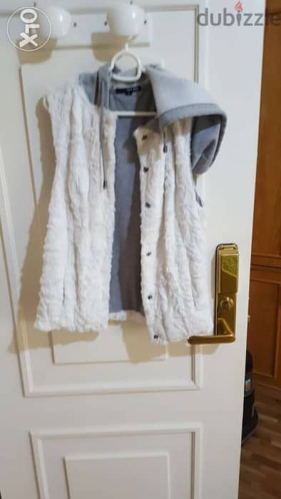 Tally weil twinset fur gilet with top 1