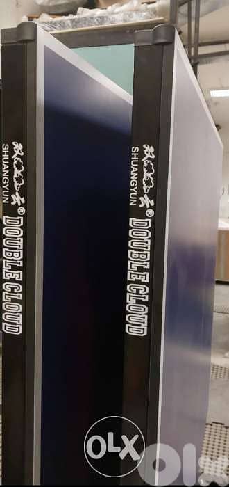 Ping pong table 0