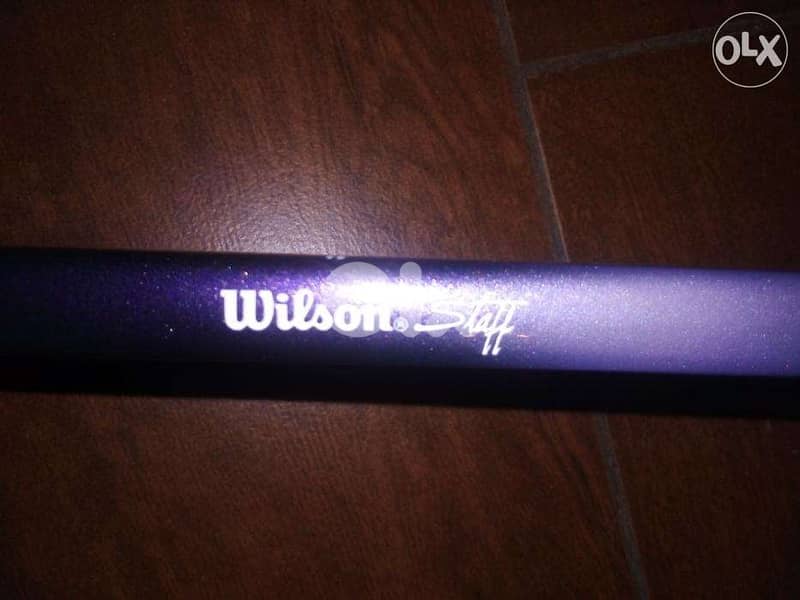 Wilson staff racket mid size head in very good cond 3