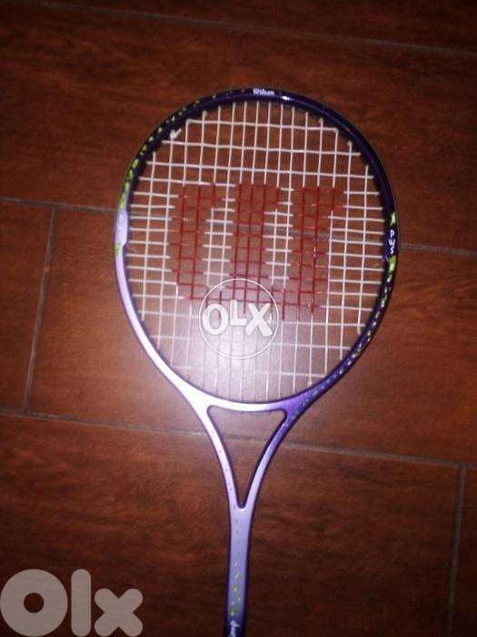 Wilson staff racket mid size head in very good cond 6