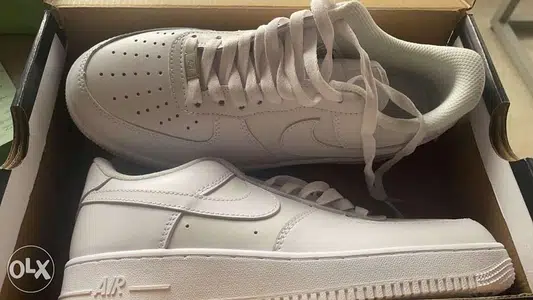 Original Nike Air Force 1 Triple White now at clearance 76-969O37