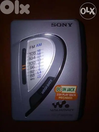 Sony walkman in good working condition radio & cassette