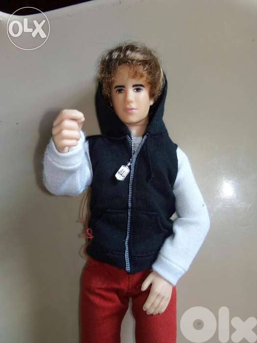 JUSTIN BIEBER Celebrety singer RARE wearing as new doll +shoes=22$ 1