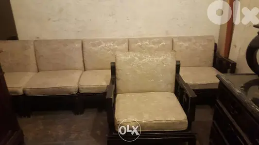 غرفة جلوس قديمة 6 مقاعد