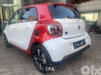 Smart ForFour forfour EQ EXCLUSIV/22KW/GJR/NAVI