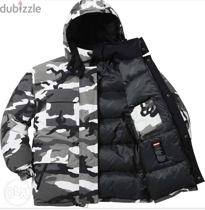 Authentic Canada Goose X Supreme Army Jacket diff sizes 0