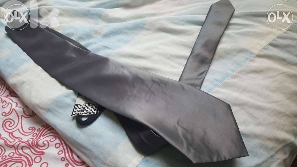 tie givenchy for 5 $ 0