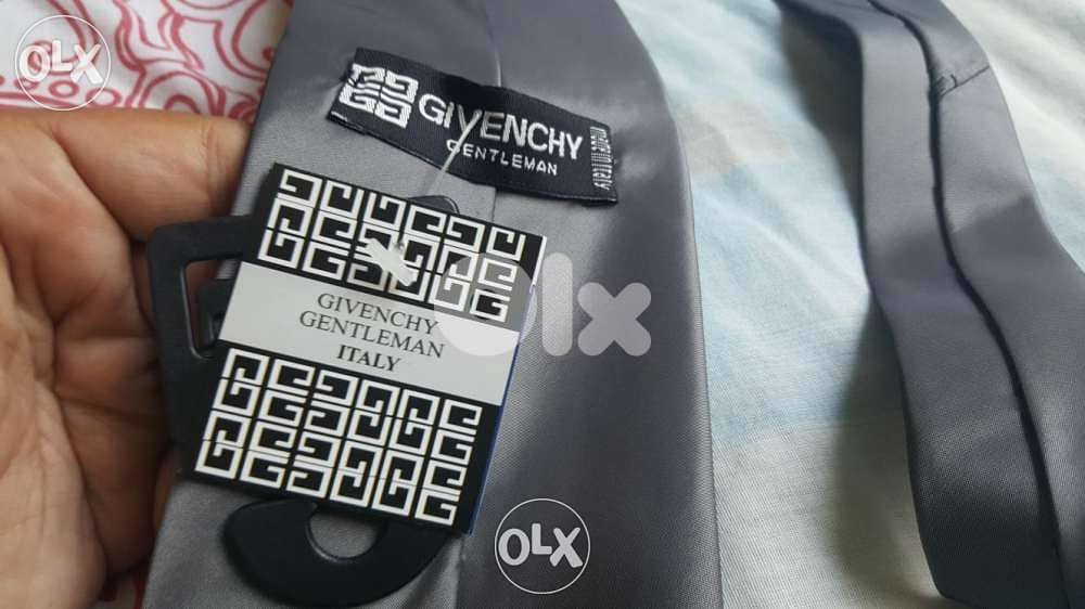 tie givenchy for 5 $ 1
