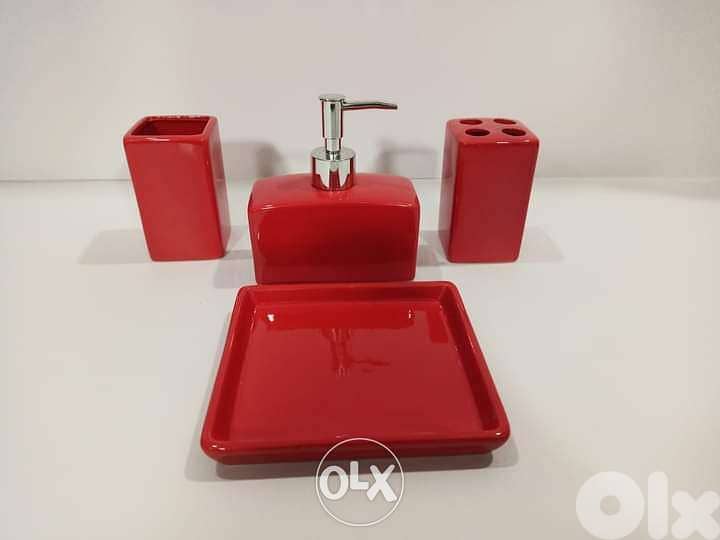 Elegant red ceramic bathroom set 1
