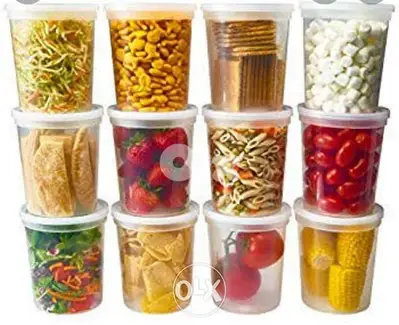 3 kilos transparent plastic food containers with lids