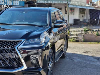 Lexus LX 570 S 2018 black