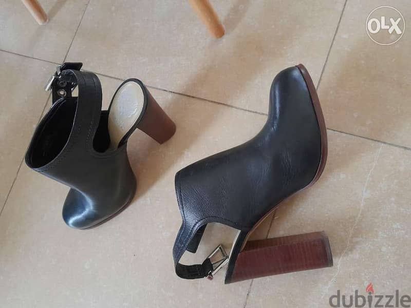 Vince Camuto size 39-40 new 2