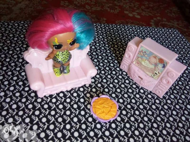 LOL MGA RARE DOLL SET has colored hair &face style+Sofa +Dvd +chips=16 0