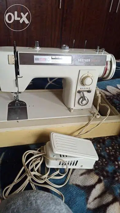مكنة خياطة sewing machine