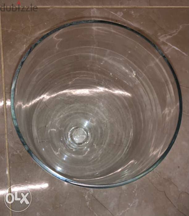 Home decoration, crystal, vase for flowers. . 4