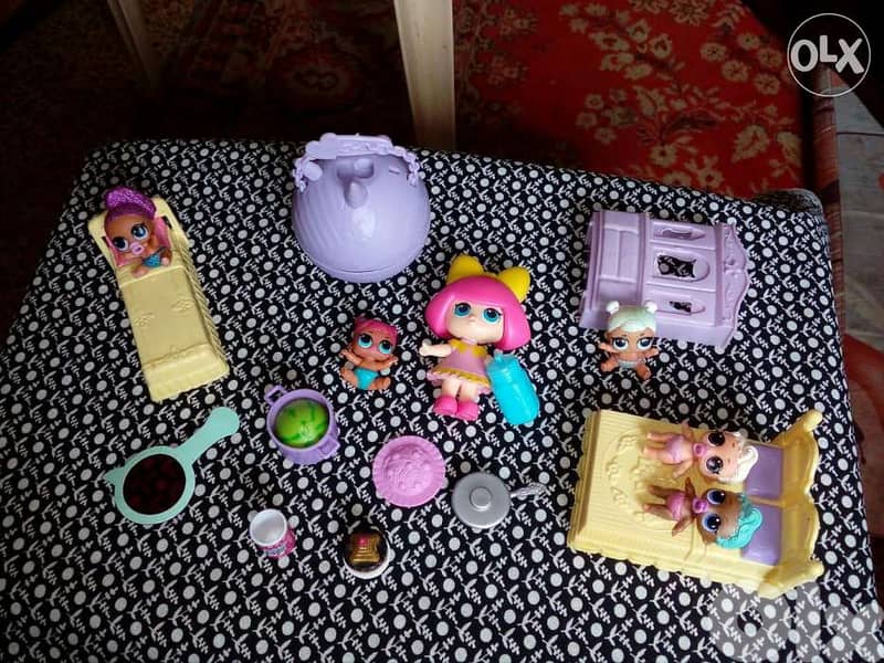 KINDER GARTEN LOL 5 small figurines toys +Sitter doll +beds+Egg+pcs=40 0