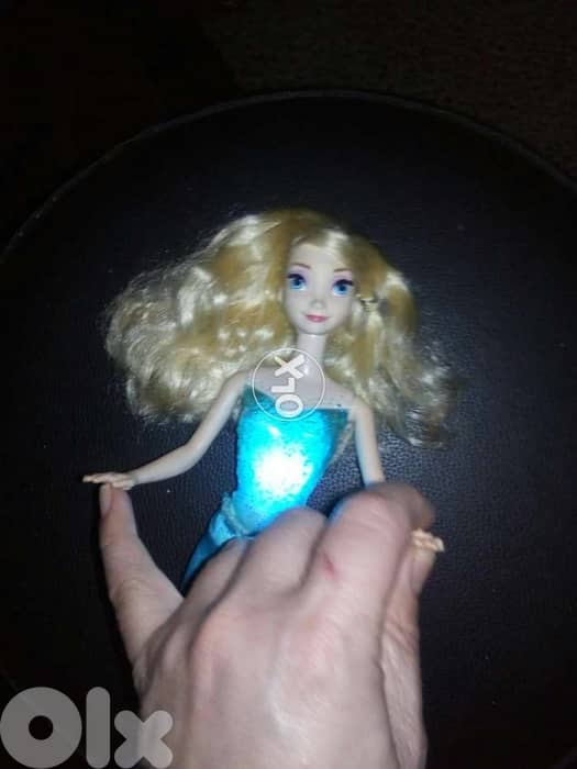 Queen ELSA MUSICAL LIGHT MAGIC Mechanism FROZEN melody Disney doll=20$ 6