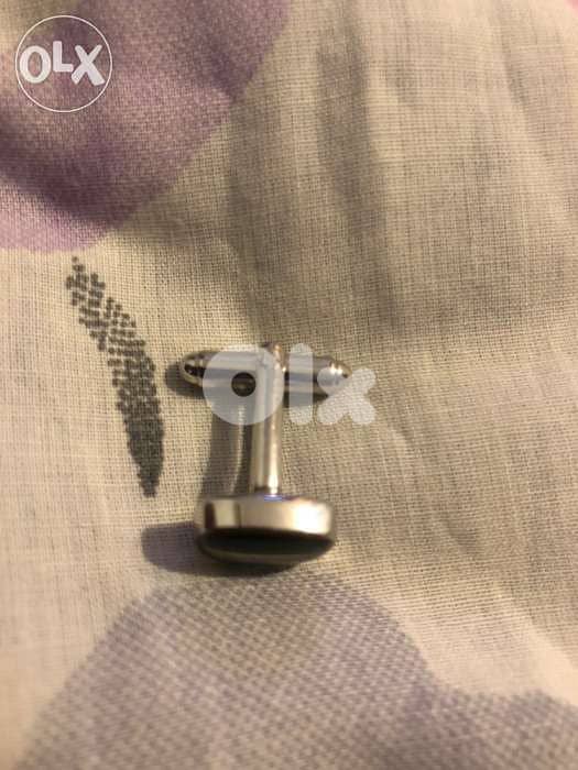 cuffling 0